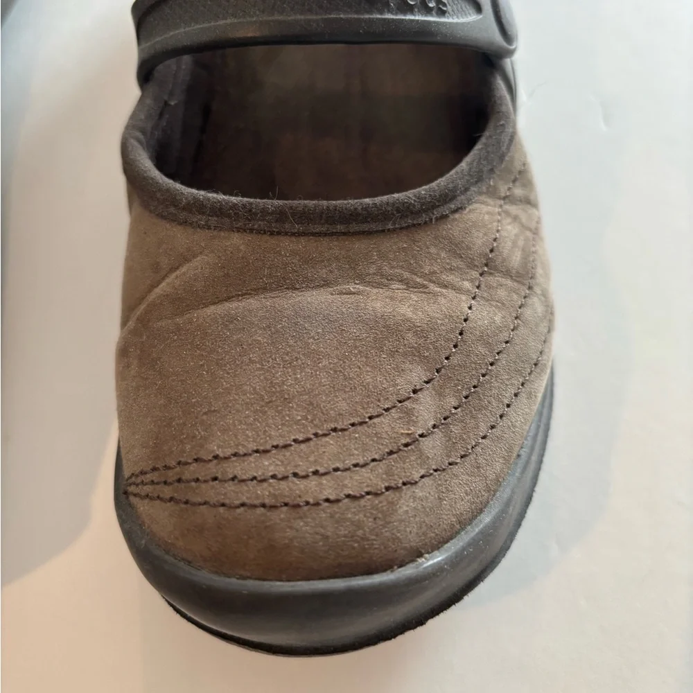 CROCS Mary Jane Brown Shoes Sz 7